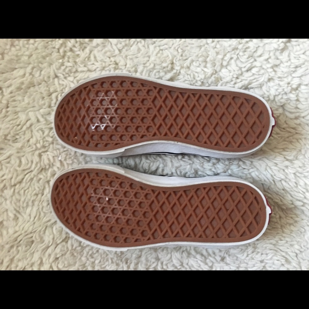 Vans - Picture 8 of 8